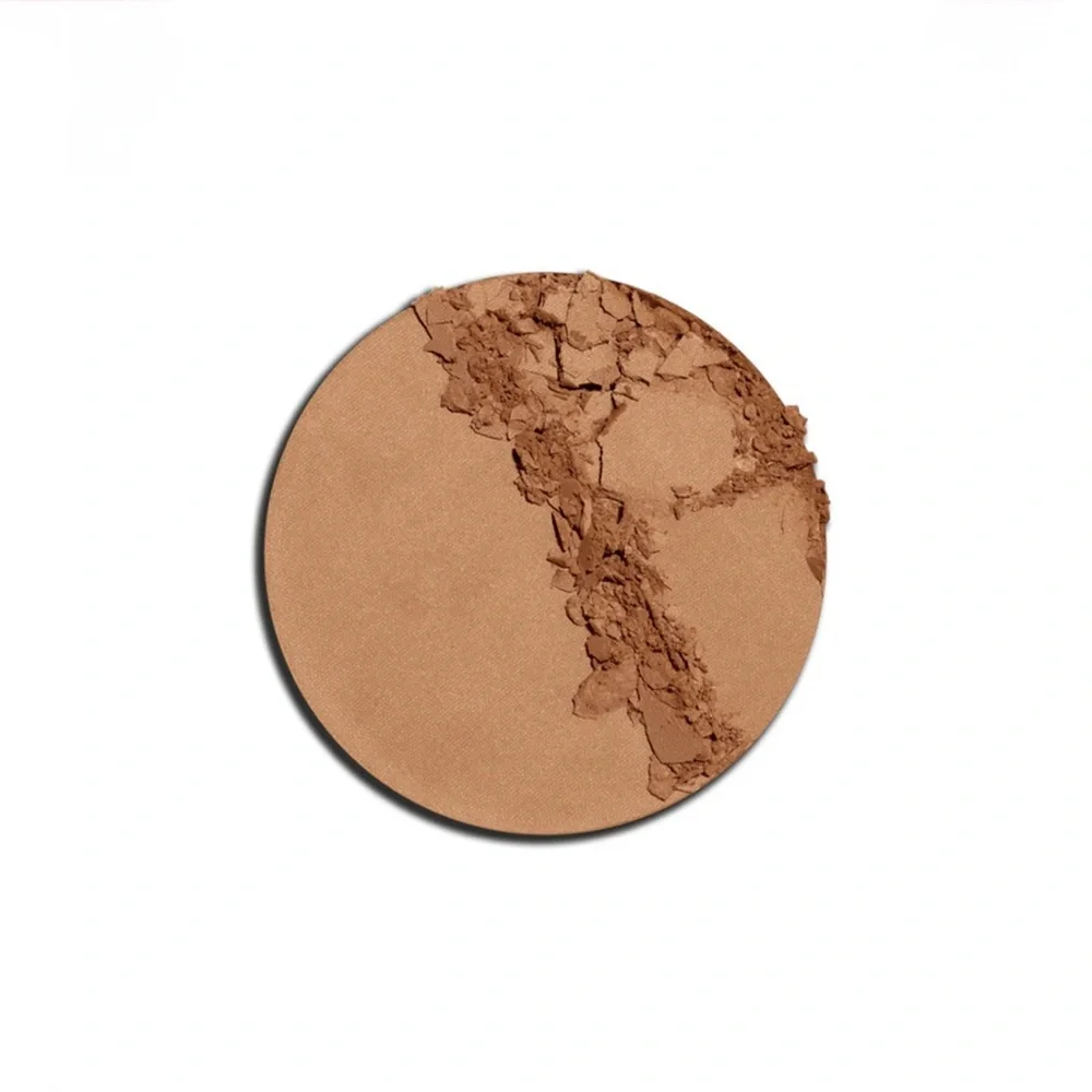 HUDA BEAUTY GloWish Luminous Pressed Powder- Medium (BNIB)